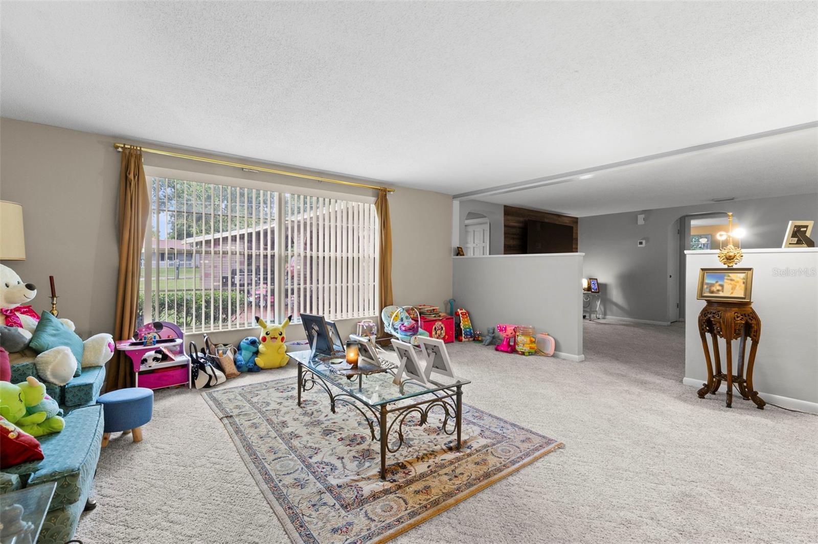 Image 16 of 25 For 11918 Orangewood Drive