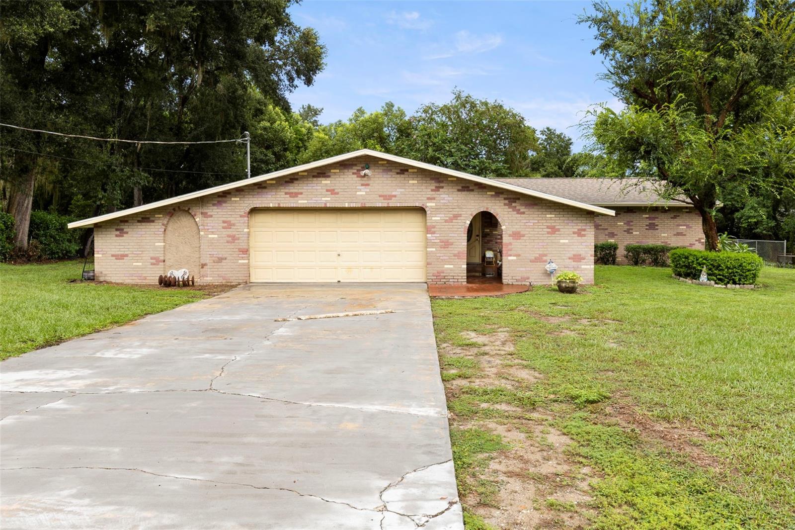Image 2 of 25 For 11918 Orangewood Drive