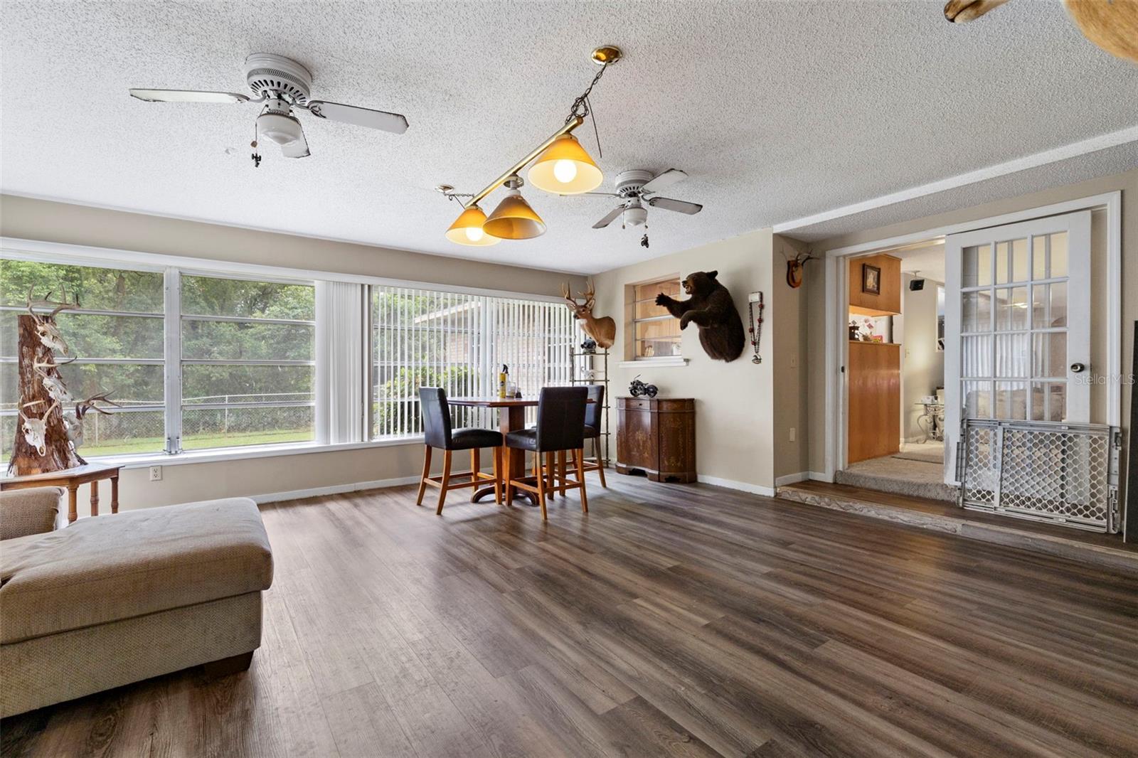 Image 20 of 25 For 11918 Orangewood Drive