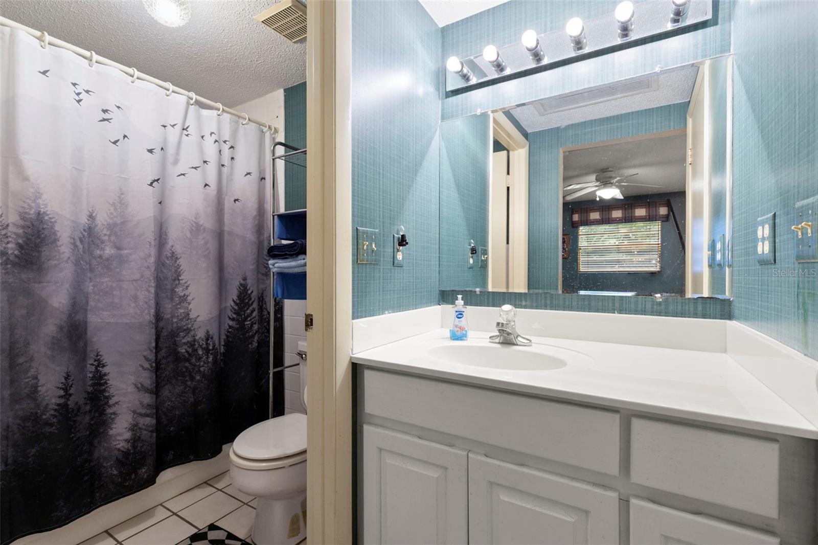 Image 22 of 25 For 11918 Orangewood Drive