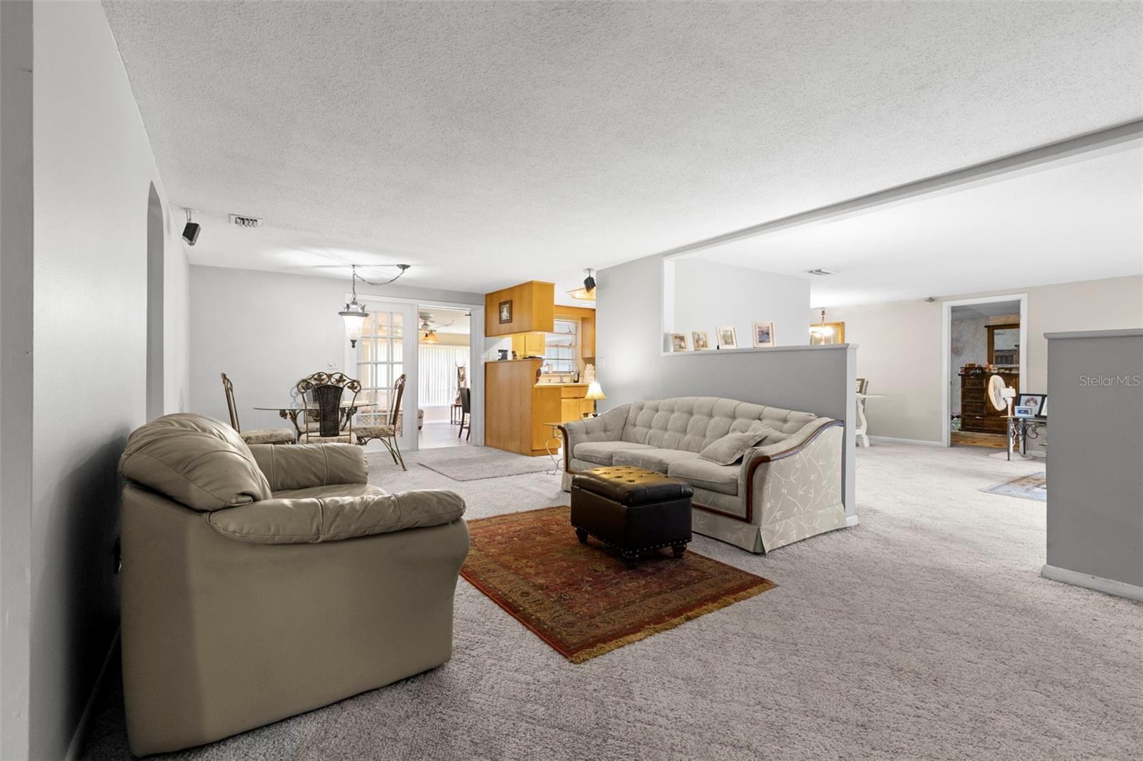 Image 5 of 25 For 11918 Orangewood Drive