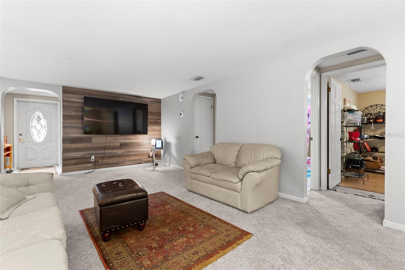 Image 7 of 25 For 11918 Orangewood Drive