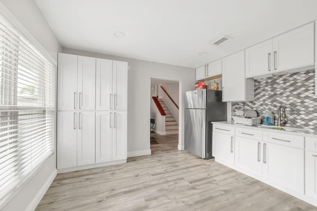 Image 13 of 51 For 4308 Woodlark Drive