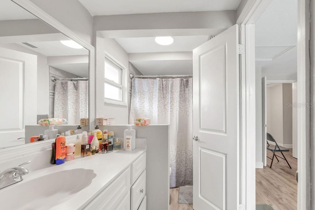 Image 17 of 51 For 4308 Woodlark Drive