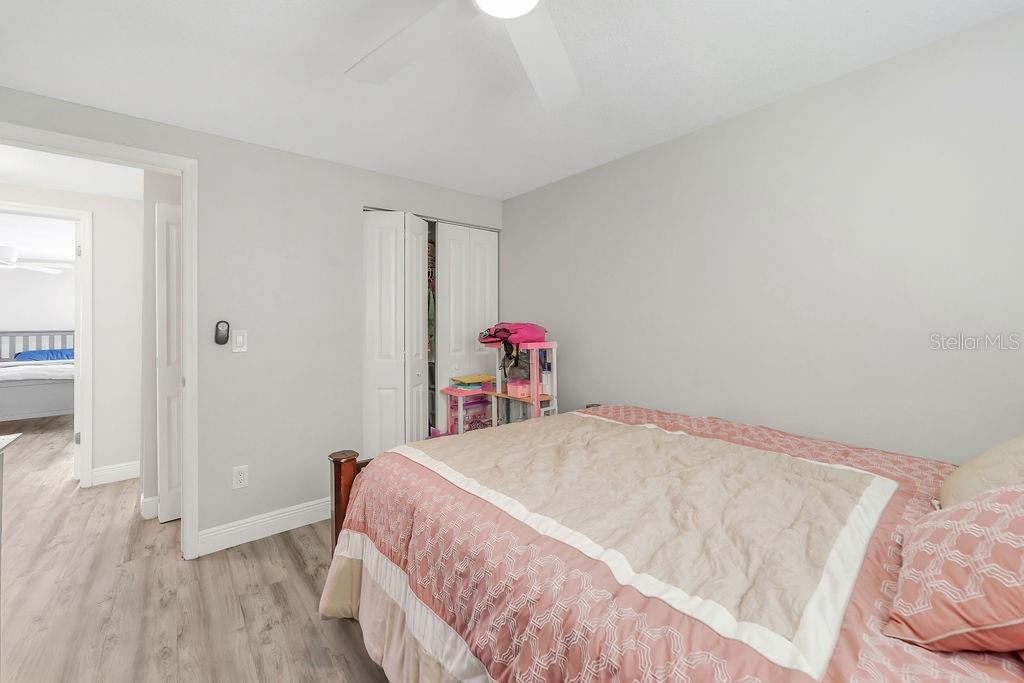 Image 20 of 51 For 4308 Woodlark Drive