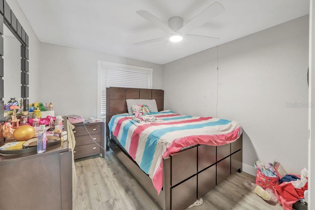 Image 21 of 51 For 4308 Woodlark Drive