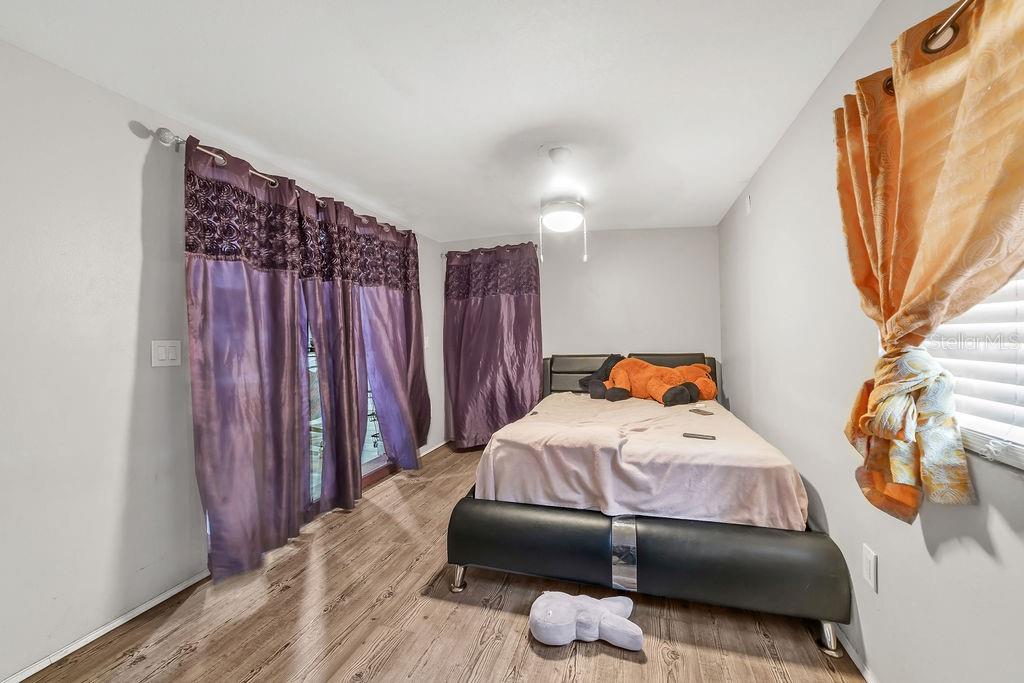Image 29 of 51 For 4308 Woodlark Drive