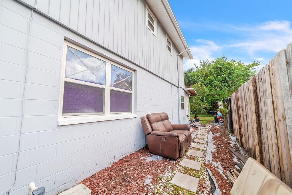 Image 38 of 51 For 4308 Woodlark Drive
