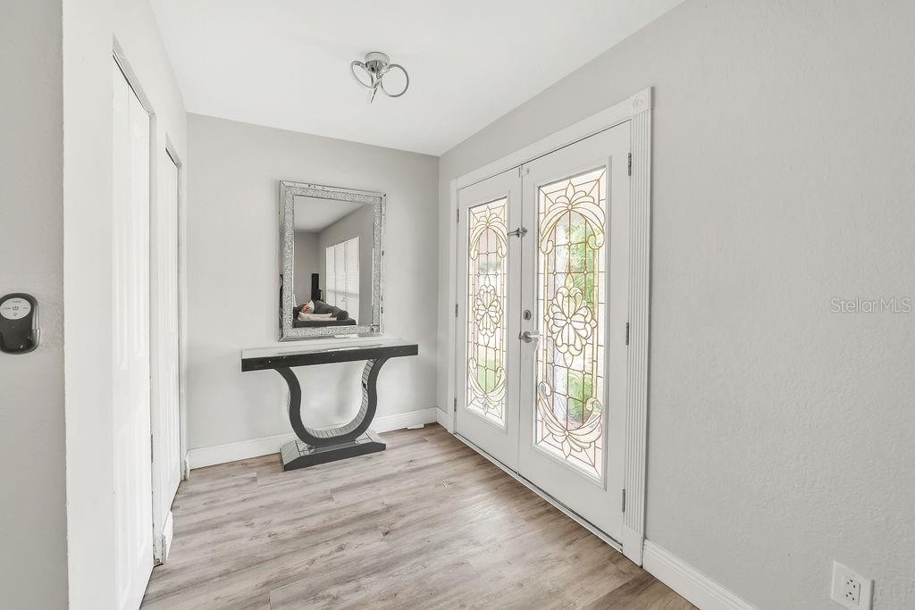 Image 4 of 51 For 4308 Woodlark Drive