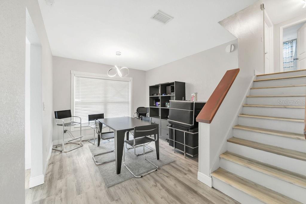 Image 8 of 51 For 4308 Woodlark Drive