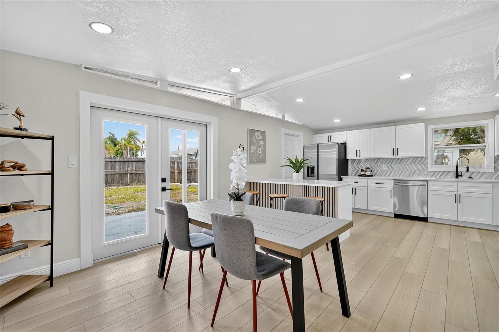 Image 10 of 37 For 7604 Lavender Lane