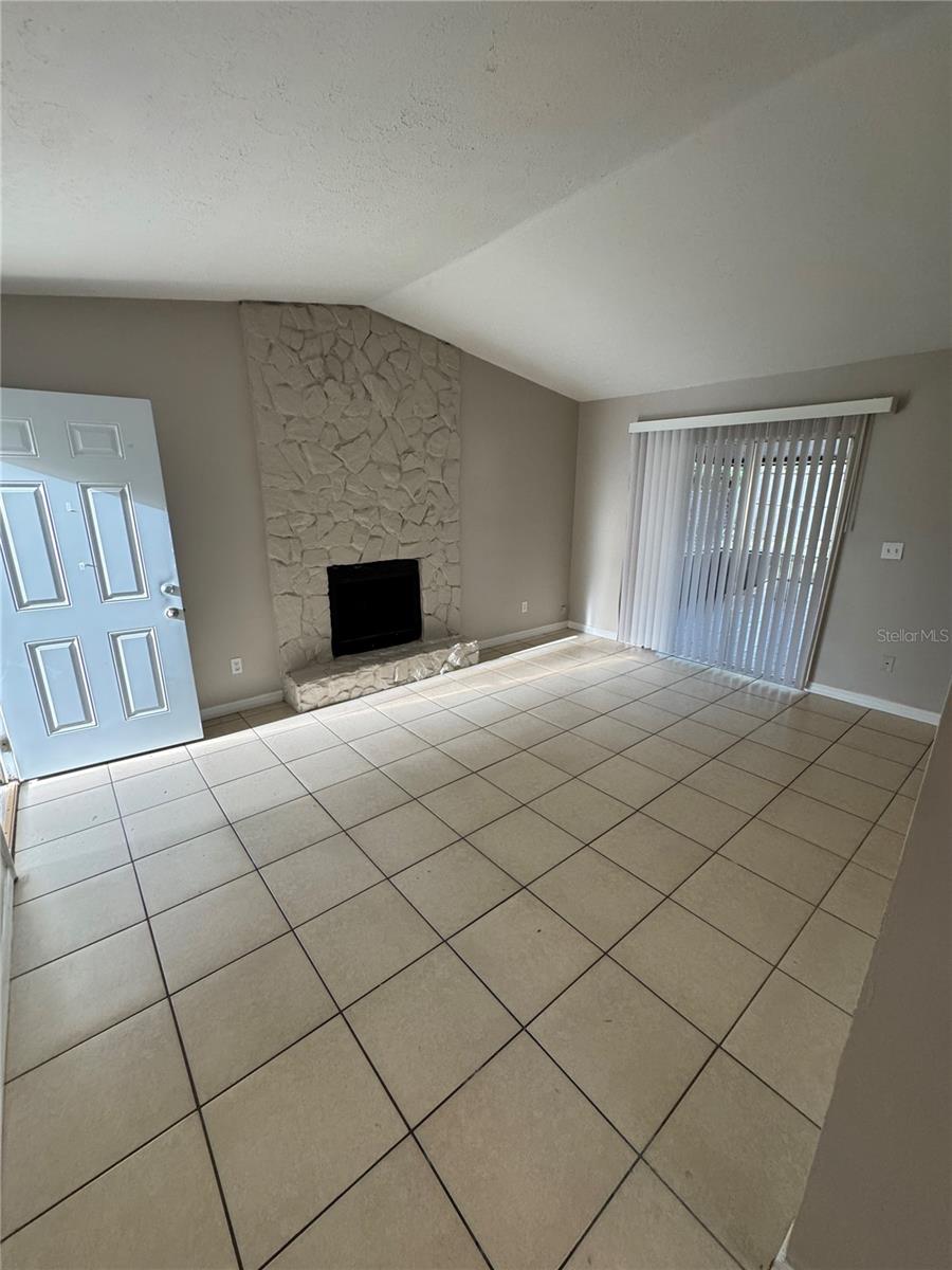 Image 4 of 24 For 10419 Hartts Drive