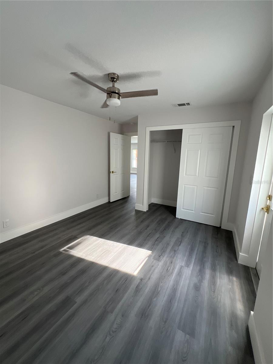 Image 13 of 65 For 2811 Auburn Avenue W