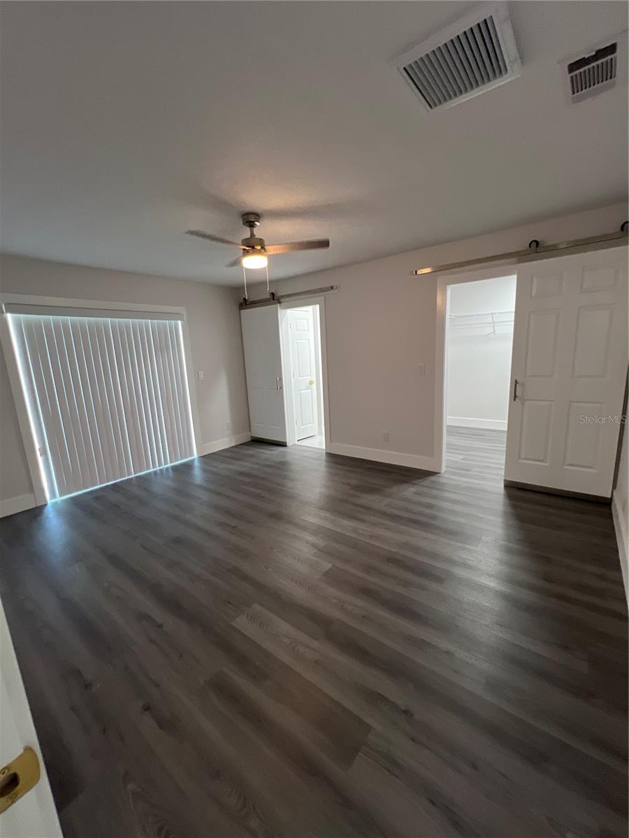 Image 25 of 65 For 2811 Auburn Avenue W