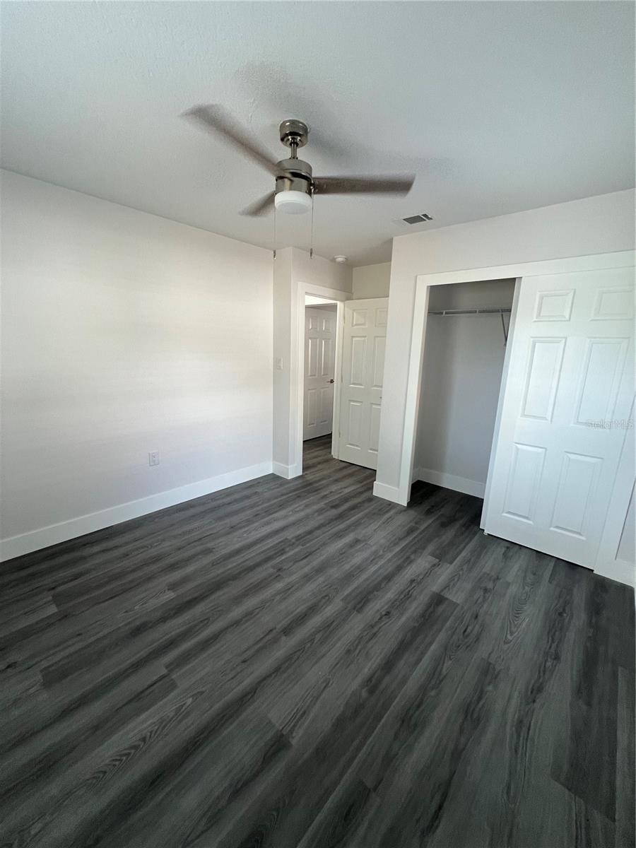 Image 35 of 65 For 2811 Auburn Avenue W