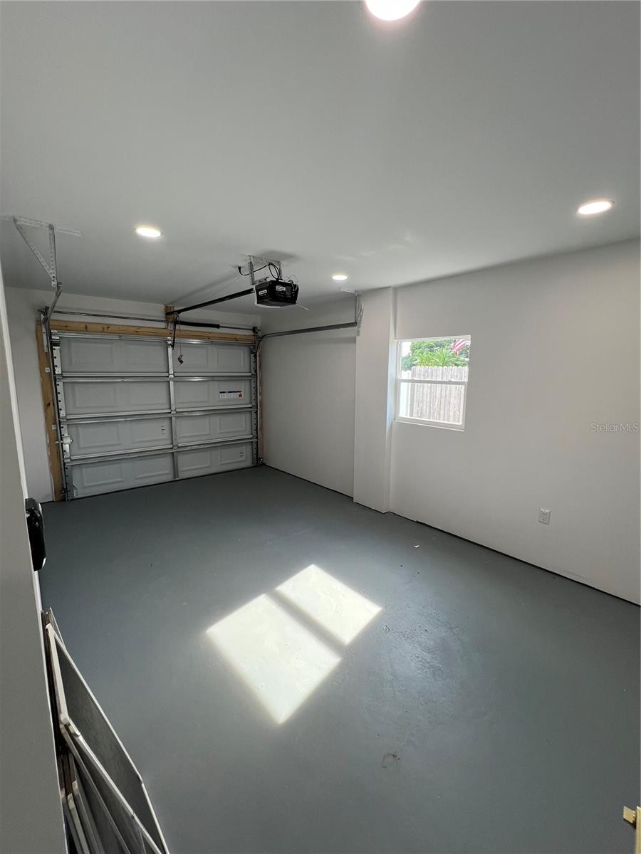 Image 47 of 65 For 2811 Auburn Avenue W