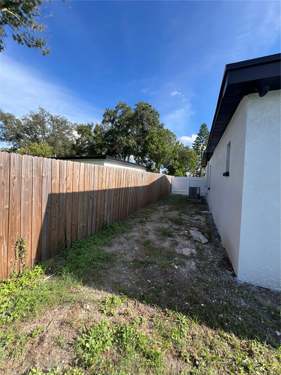 Image 62 of 65 For 2811 Auburn Avenue W