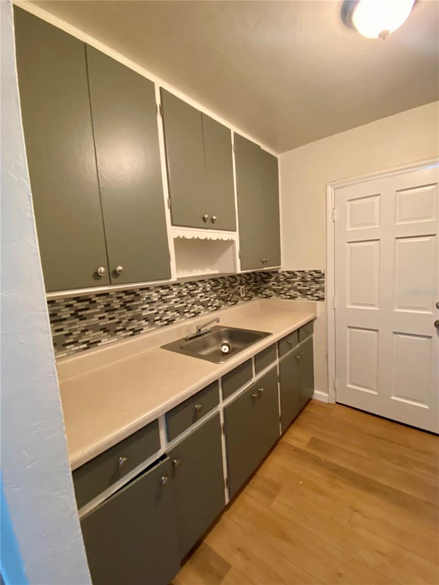 Image 7 of 8 For 3722 28th Street N B