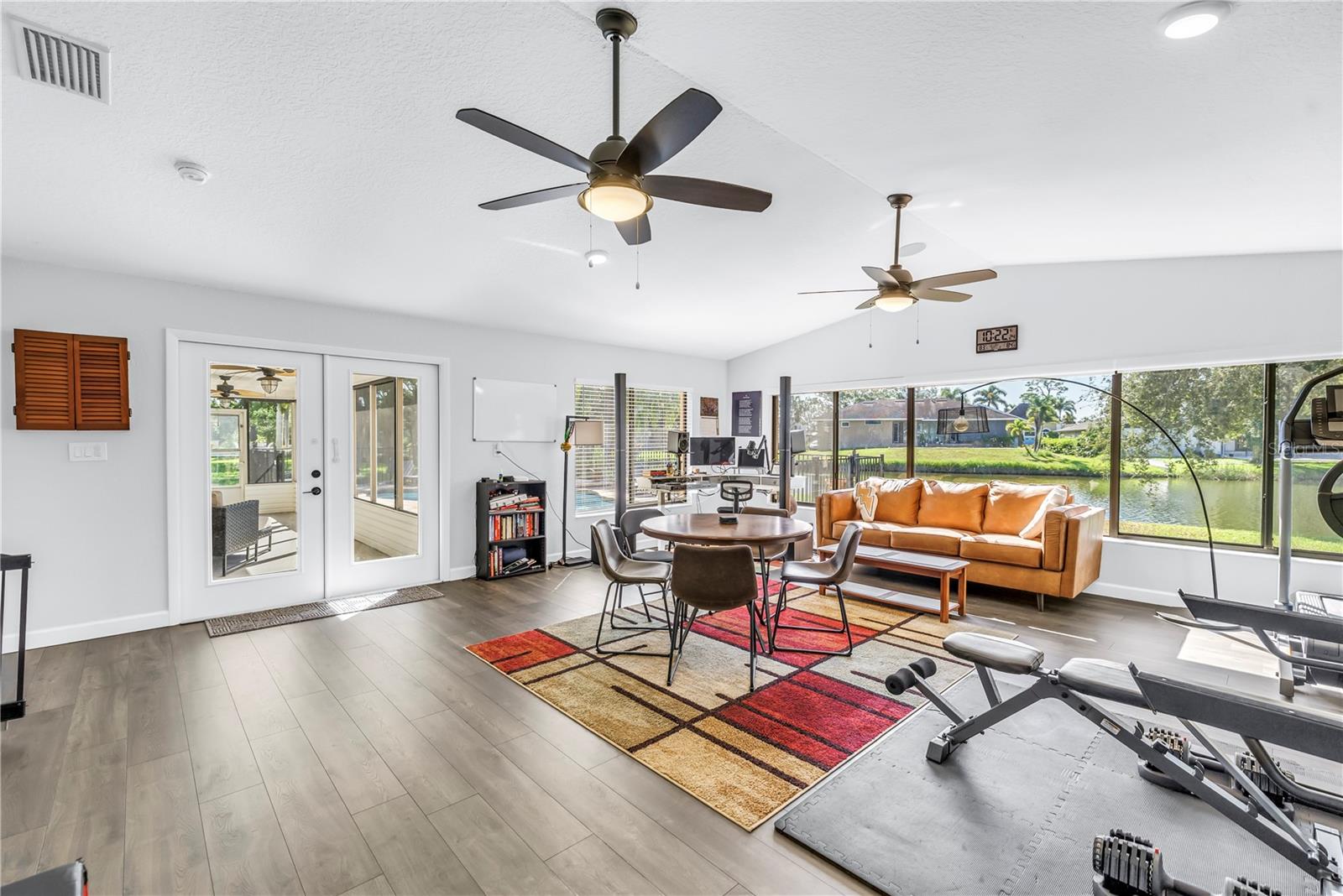 Image 11 of 52 For 8950 Baywood Park Drive