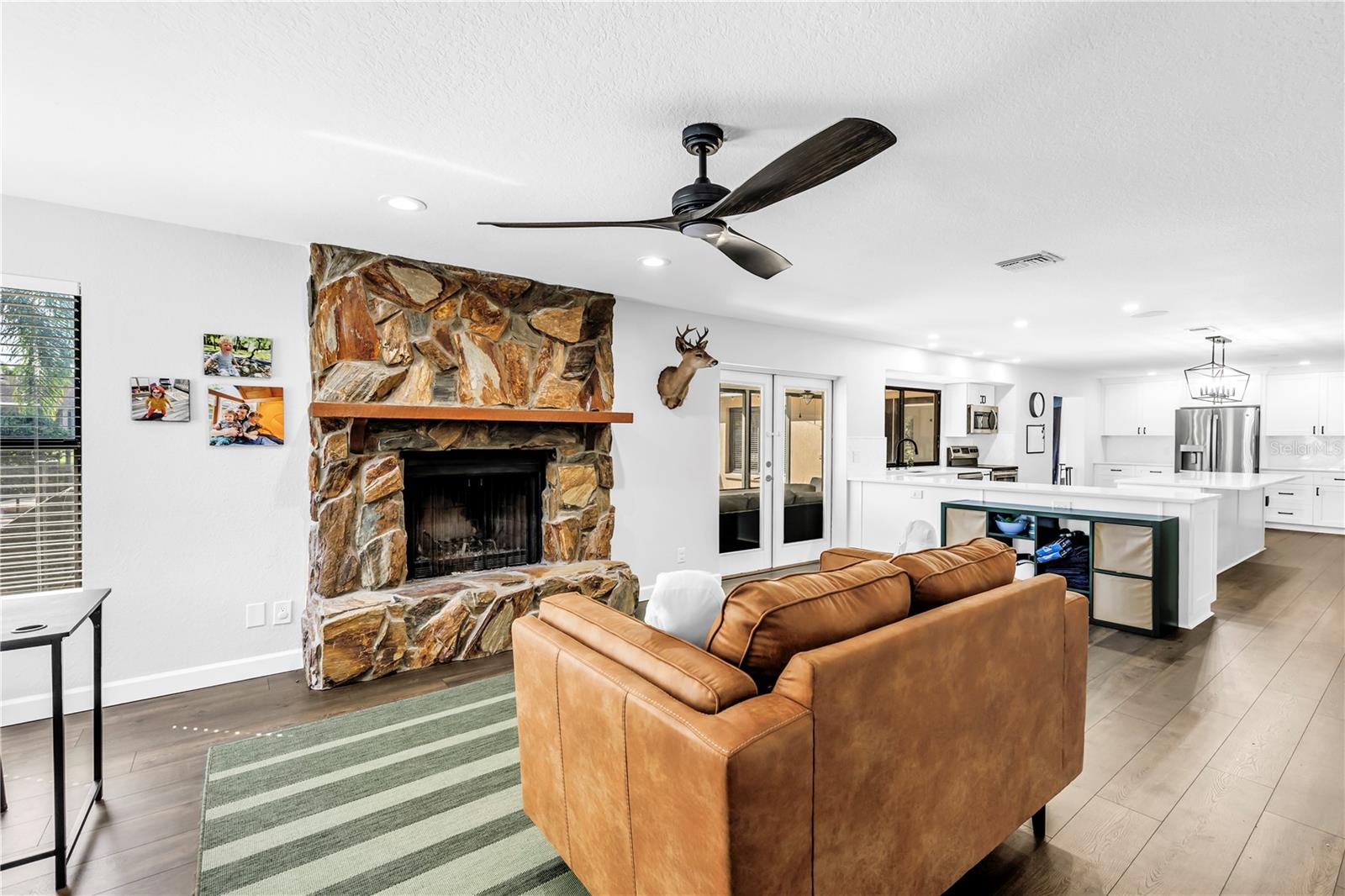 Image 15 of 52 For 8950 Baywood Park Drive