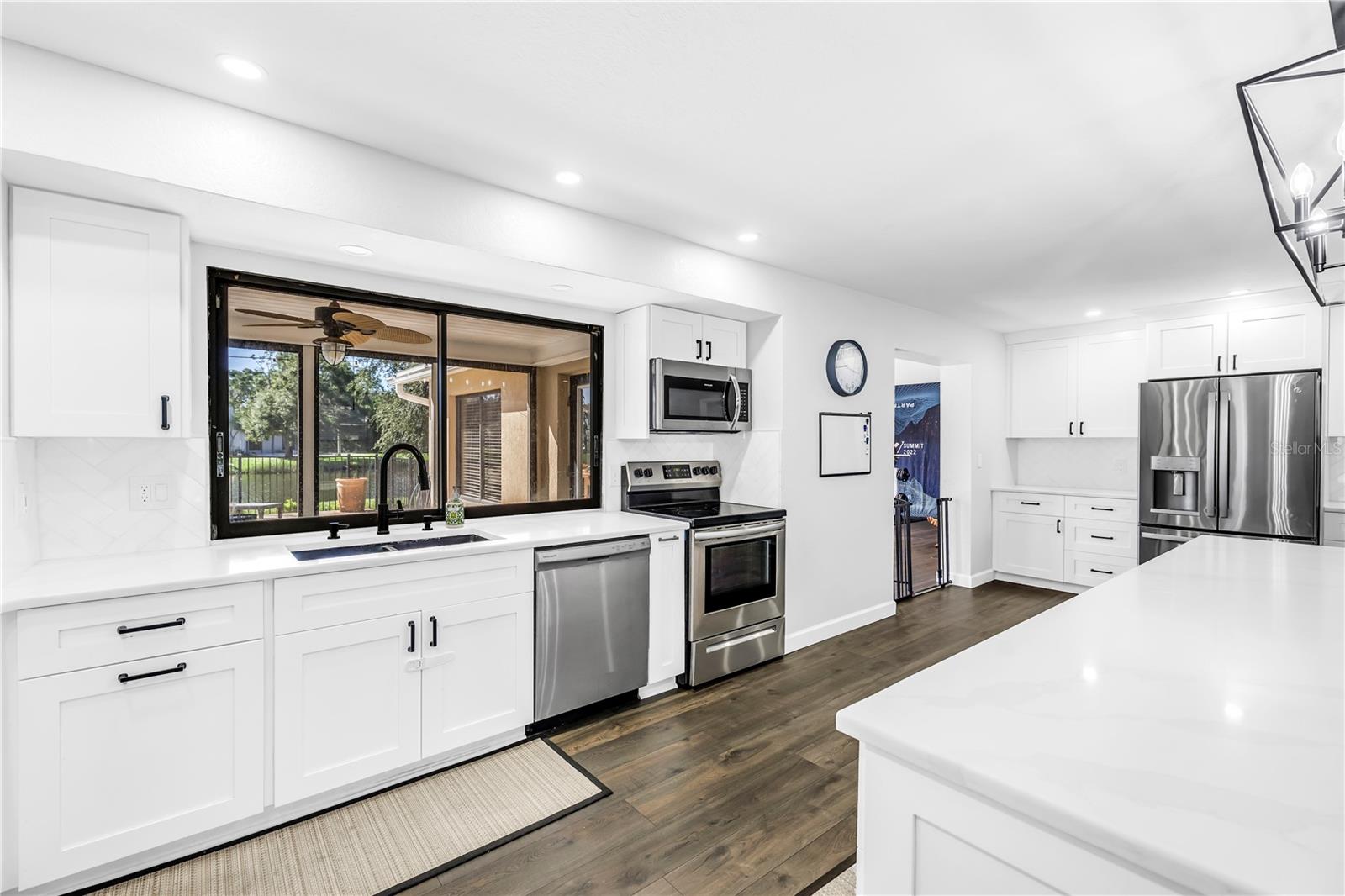 Image 7 of 52 For 8950 Baywood Park Drive