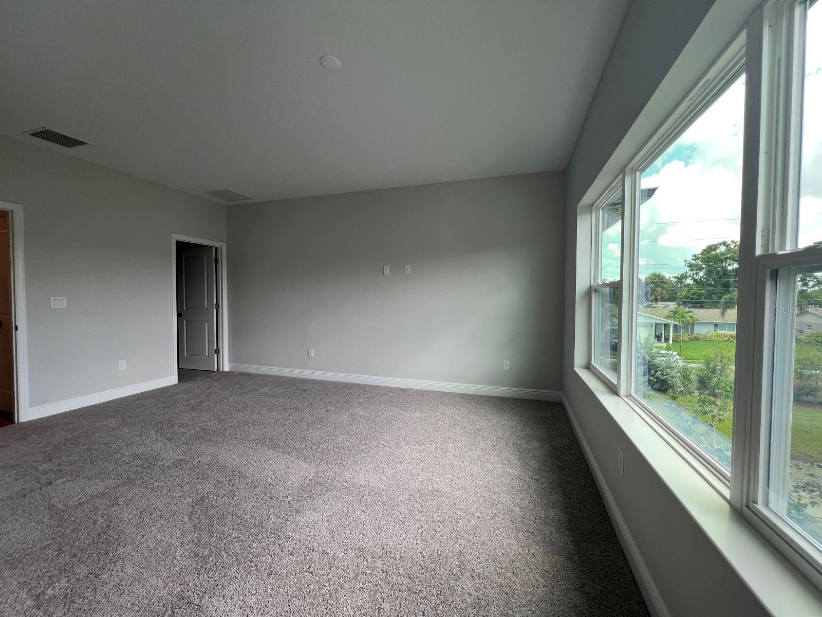 Image 18 of 24 For 7781 93rd Street N