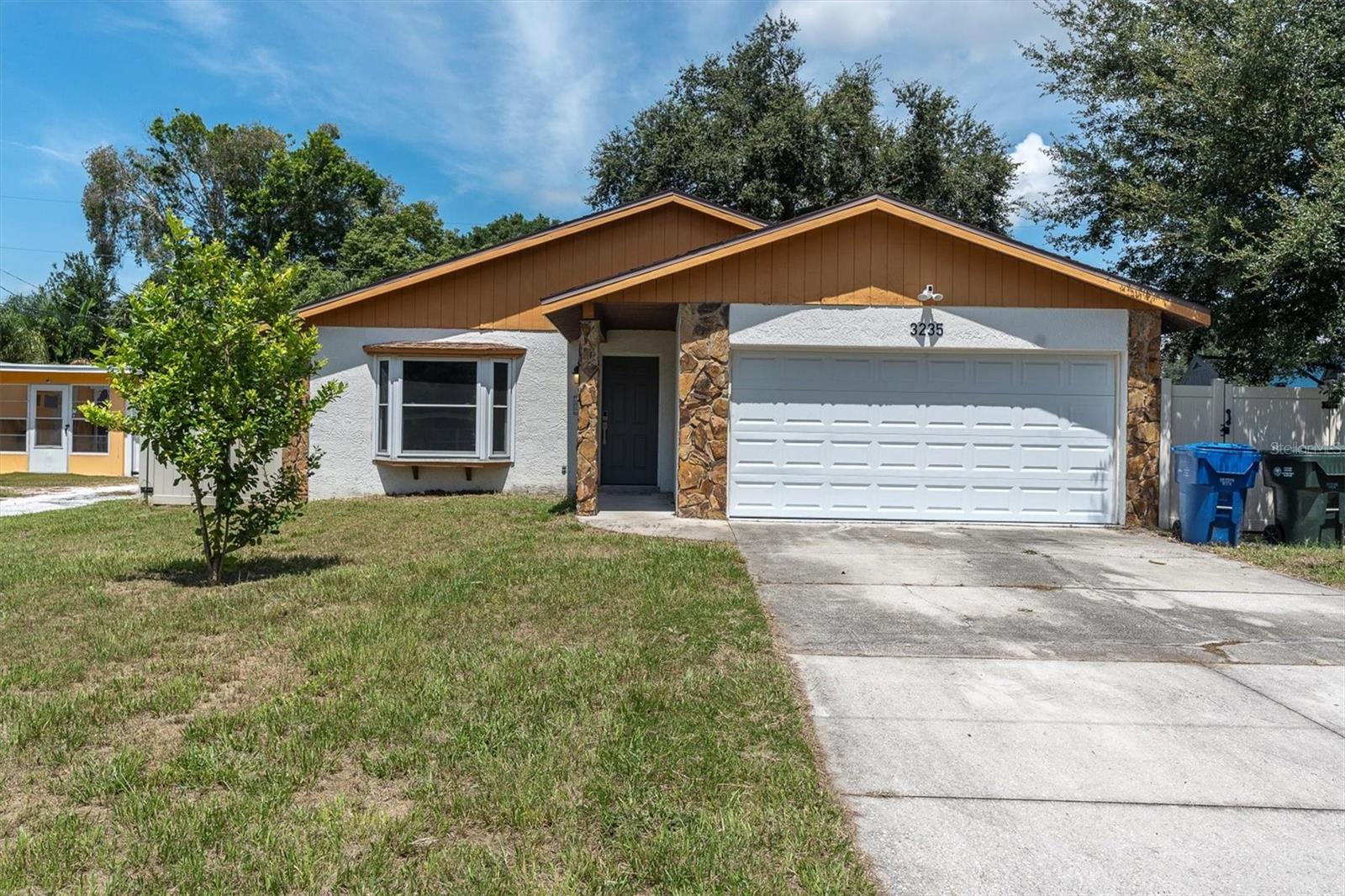 Details for 3235 Hillsdale Avenue, LARGO, FL 33774