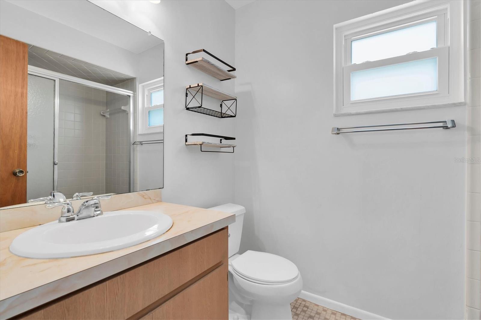 Image 12 of 31 For 3235 Hillsdale Avenue
