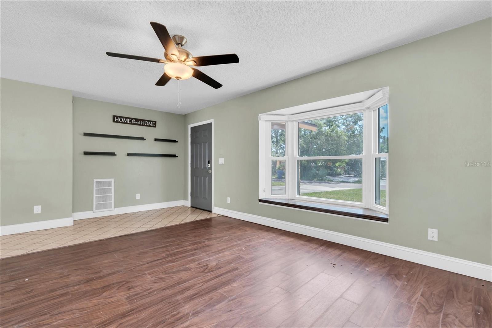 Image 16 of 31 For 3235 Hillsdale Avenue