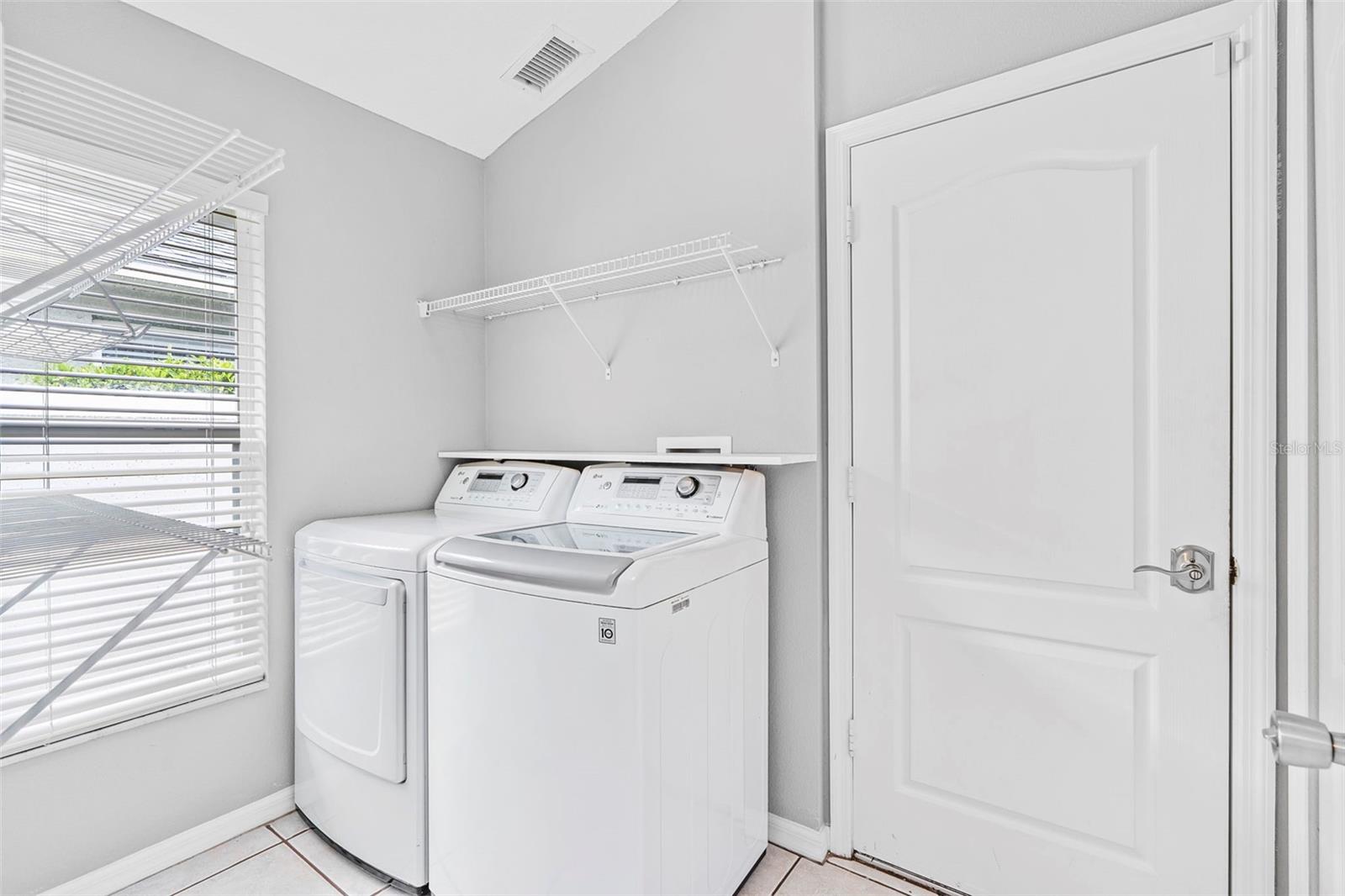 Listing photo id 12 for 15316 Lake Bella Vista Drive