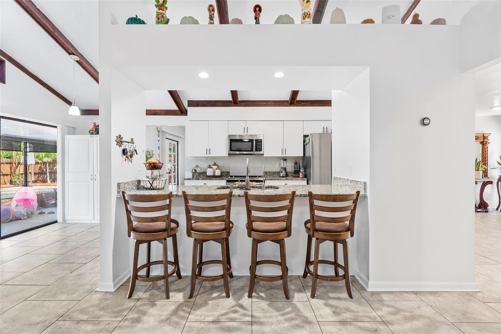 Listing photo id 22 for 15316 Lake Bella Vista Drive