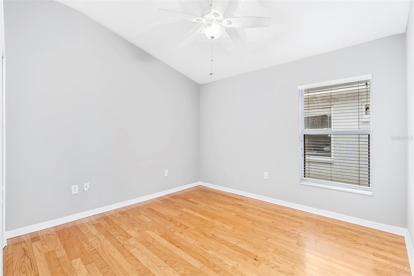 Listing photo id 3 for 15316 Lake Bella Vista Drive