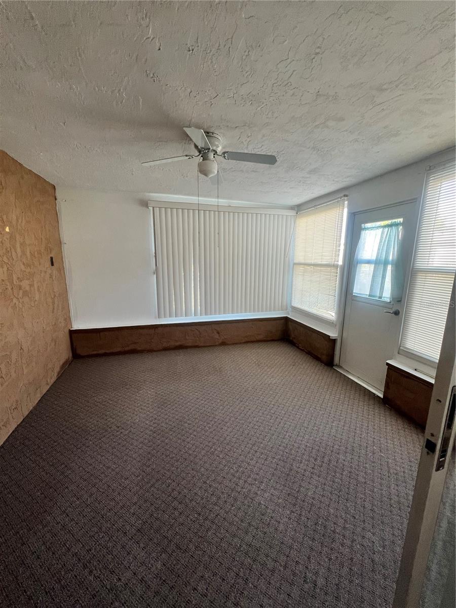 Image 12 of 35 For 3124 Finch Drive