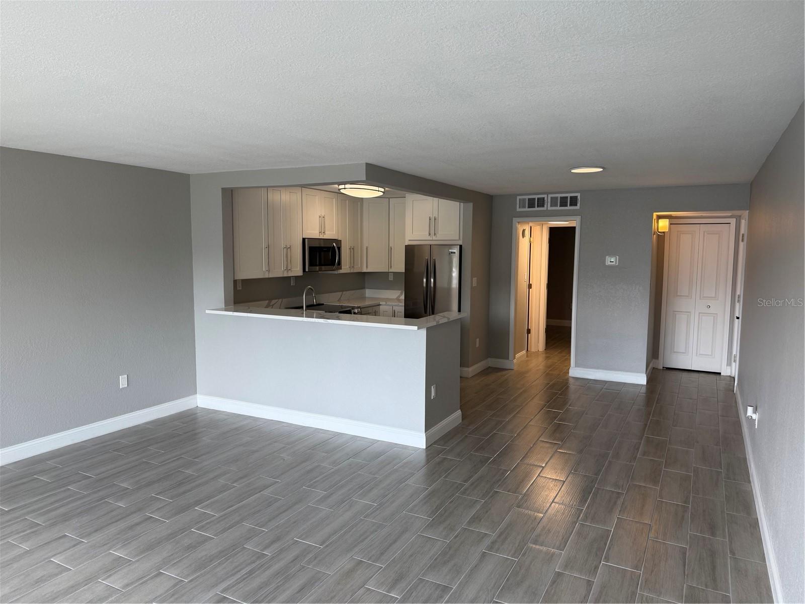 Image 13 of 17 For 2424 Tampa Bay Boulevard C107