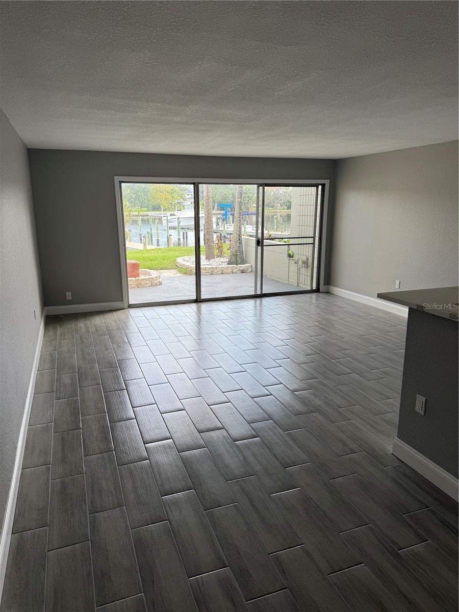 Image 14 of 17 For 2424 Tampa Bay Boulevard C107
