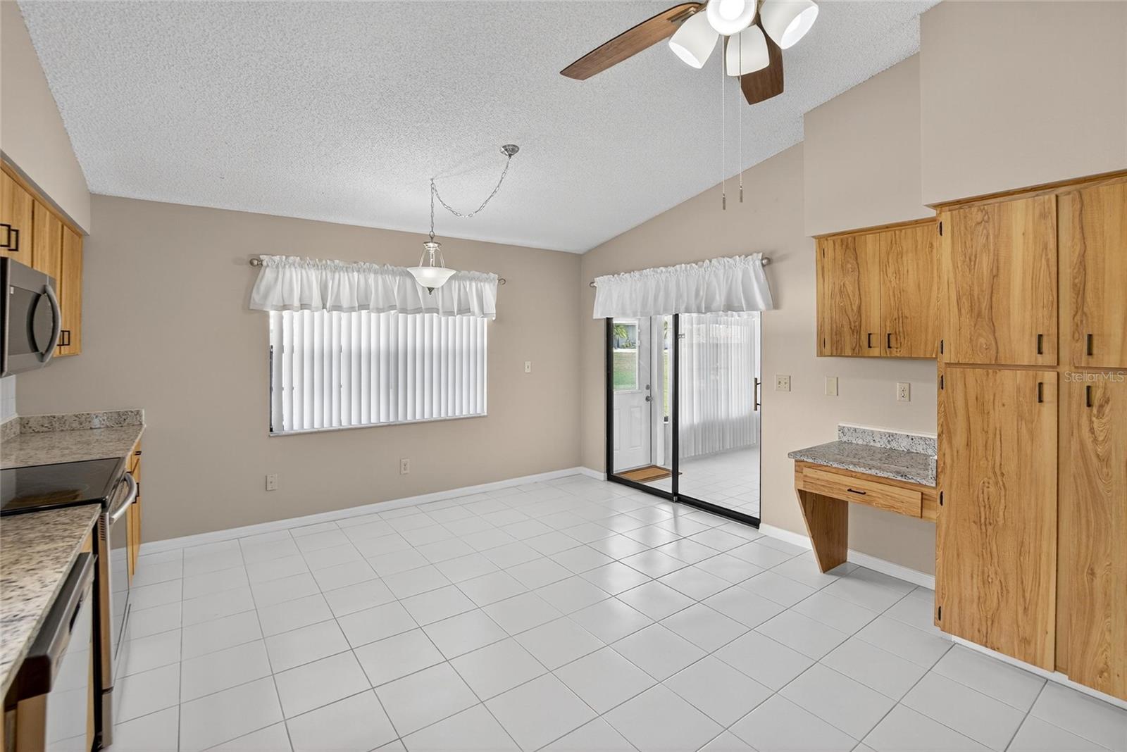 Image 14 of 35 For 1831 Wolf Laurel Drive