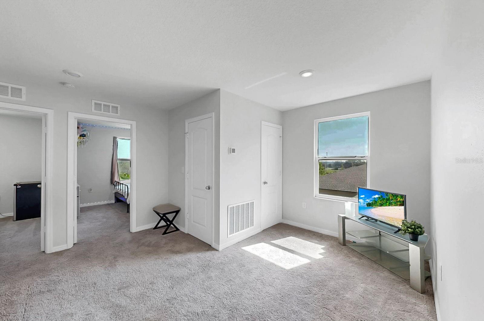 Image 21 of 33 For 5453 Fez Court