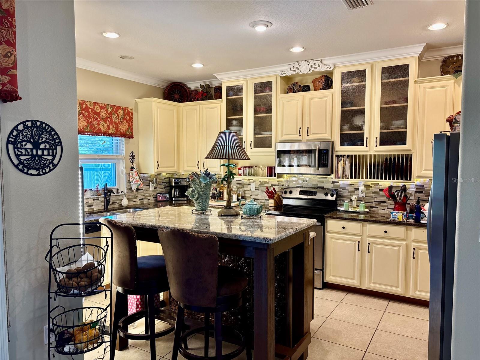 Image 23 of 32 For 13040 Avalon Crest Court