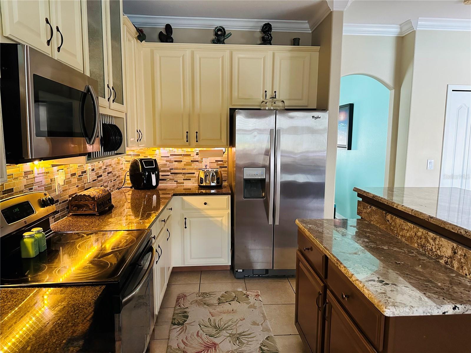 Image 27 of 32 For 13040 Avalon Crest Court