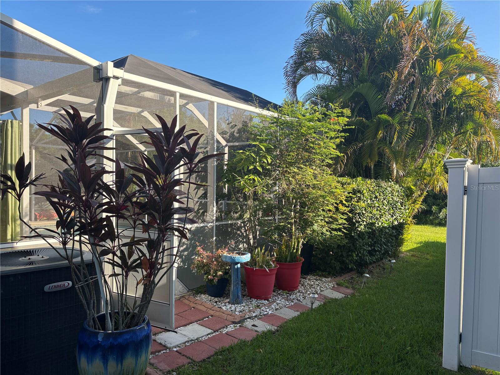 Image 6 of 32 For 13040 Avalon Crest Court