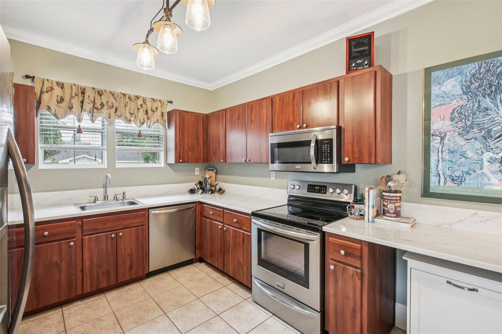Image 17 of 67 For 501 32nd Avenue N