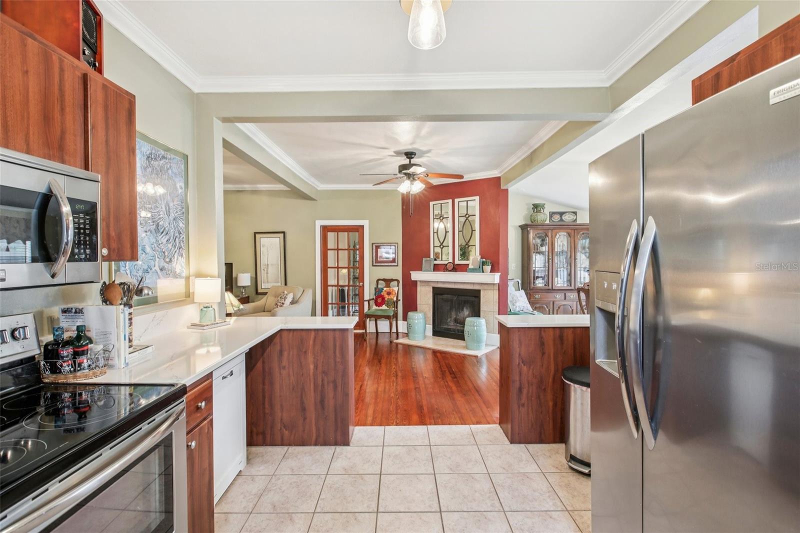 Image 18 of 67 For 501 32nd Avenue N