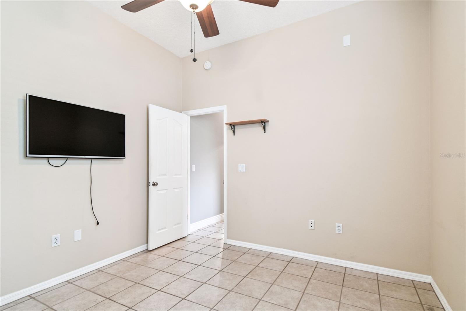 Image 14 of 30 For 12228 Shearwater Drive