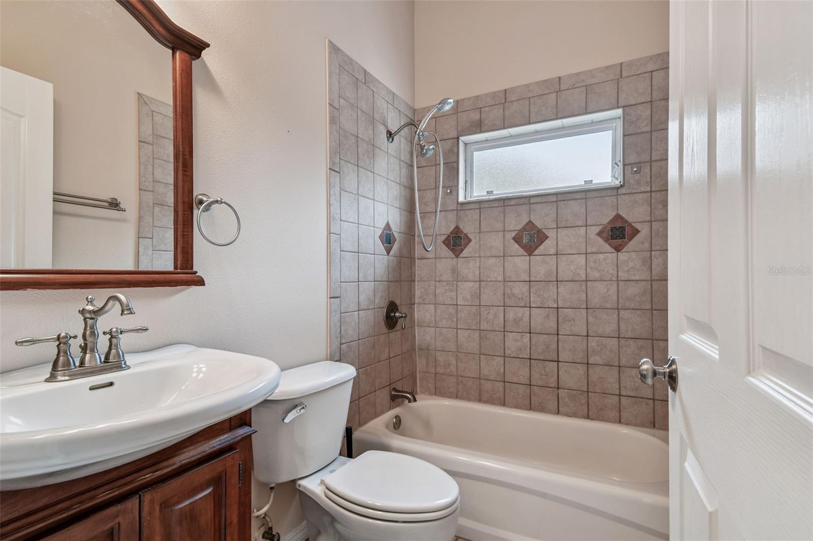 Image 24 of 30 For 12228 Shearwater Drive
