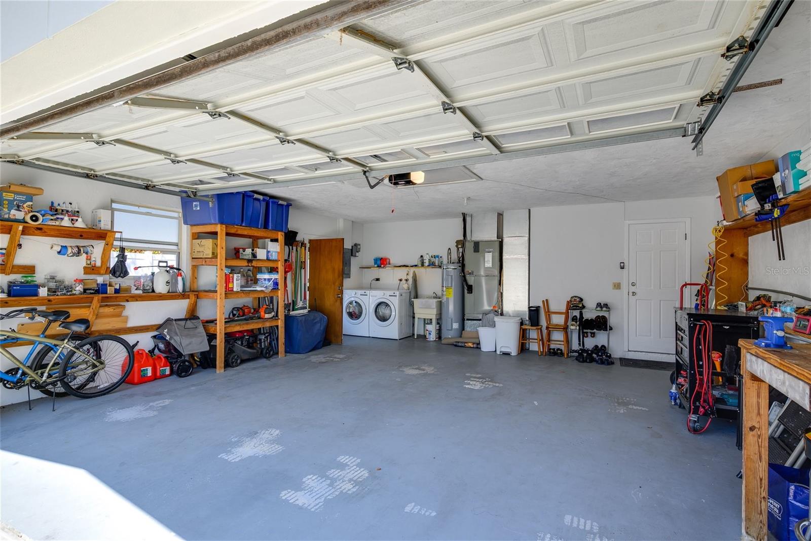 Image 41 of 50 For 10221 Bay Hills Drive