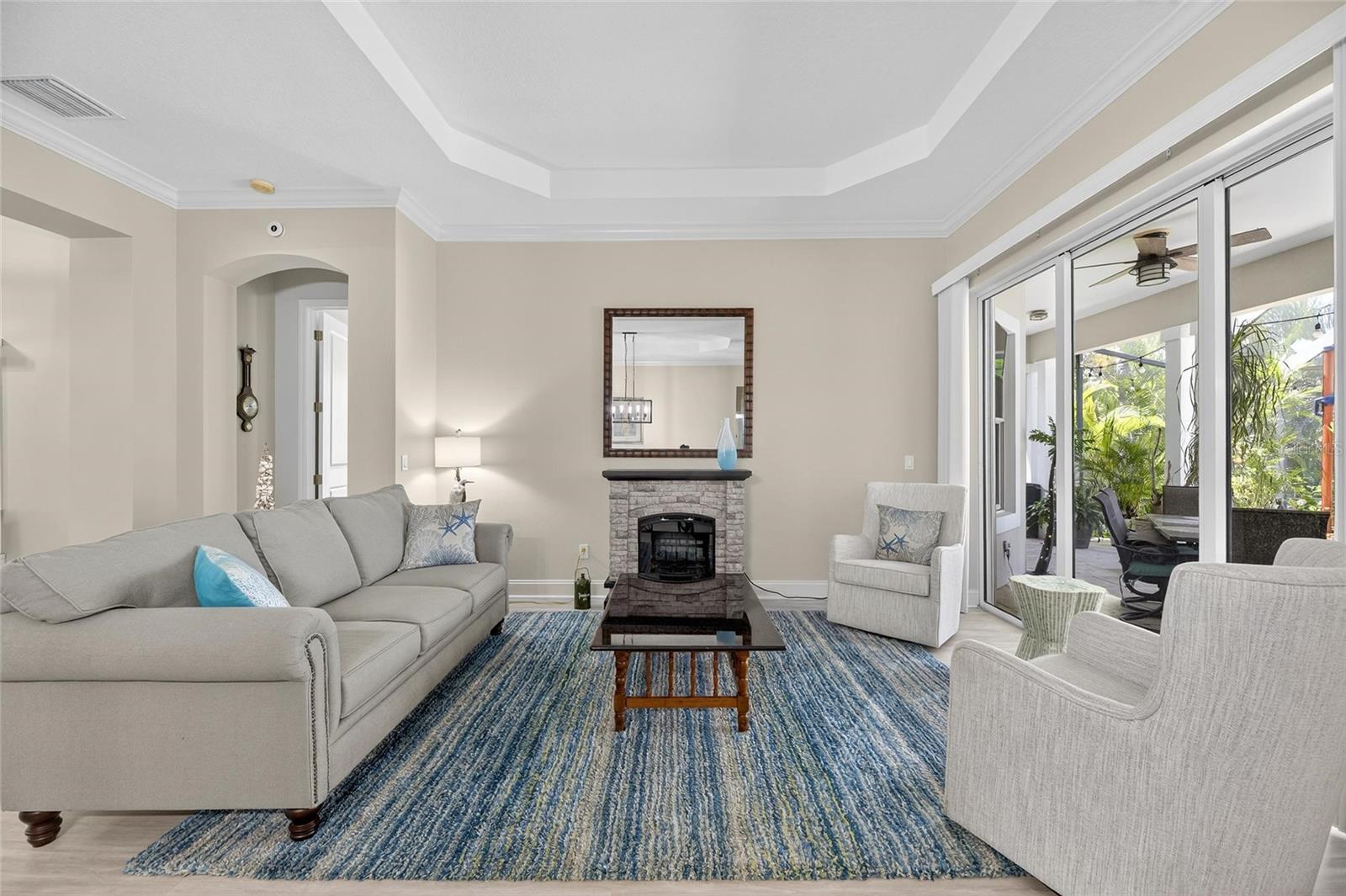 Image 13 of 78 For 617 Islebay Drive