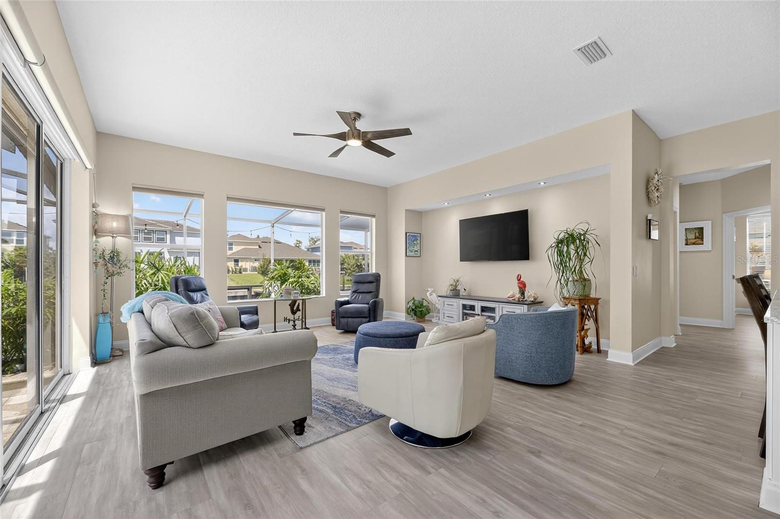 Image 30 of 78 For 617 Islebay Drive