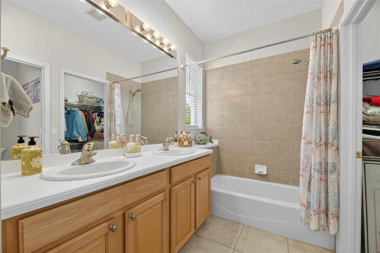 Image 42 of 78 For 617 Islebay Drive