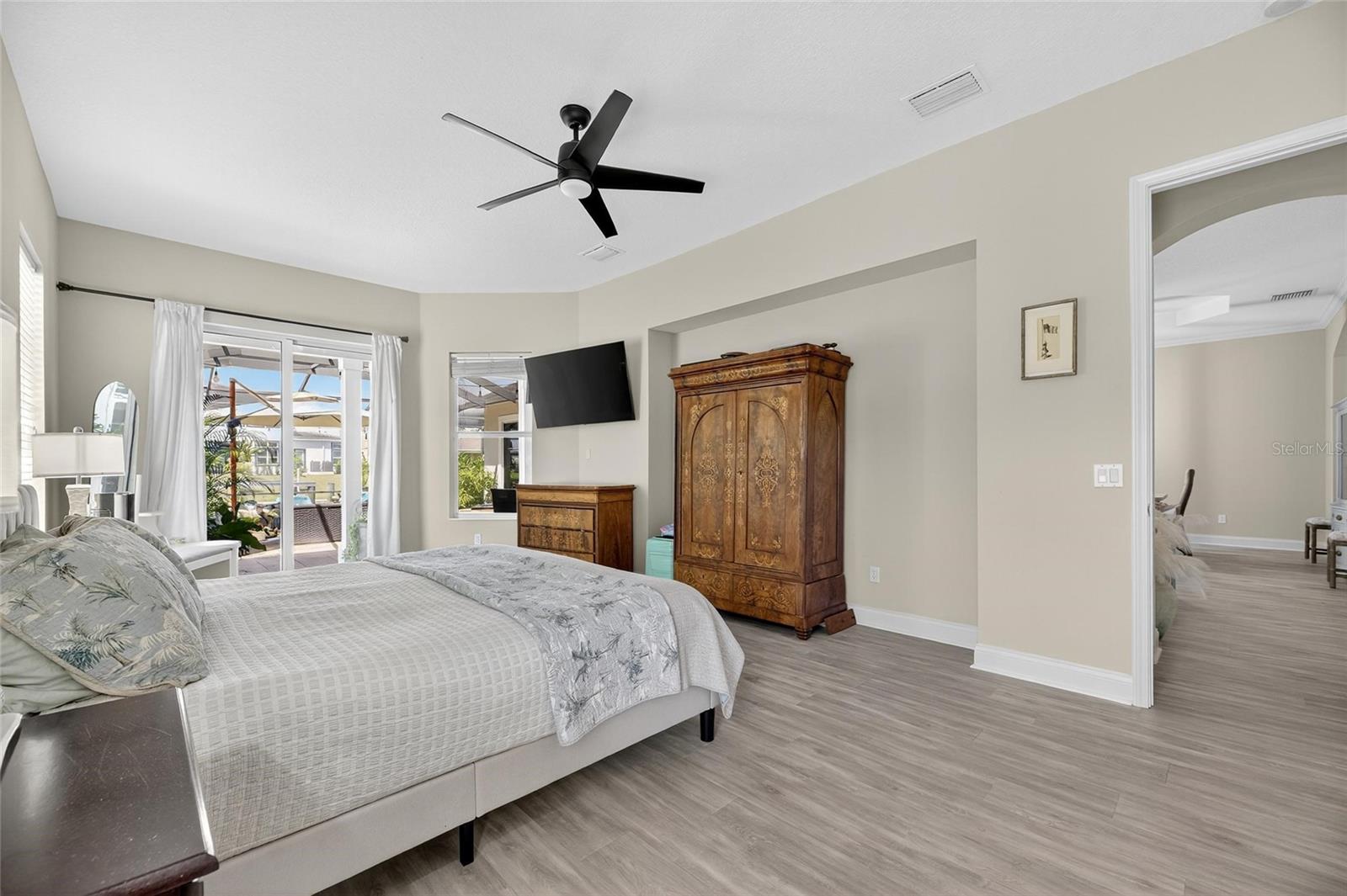 Image 45 of 78 For 617 Islebay Drive
