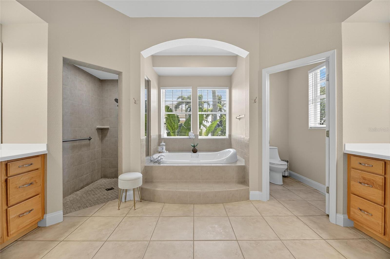 Image 49 of 78 For 617 Islebay Drive